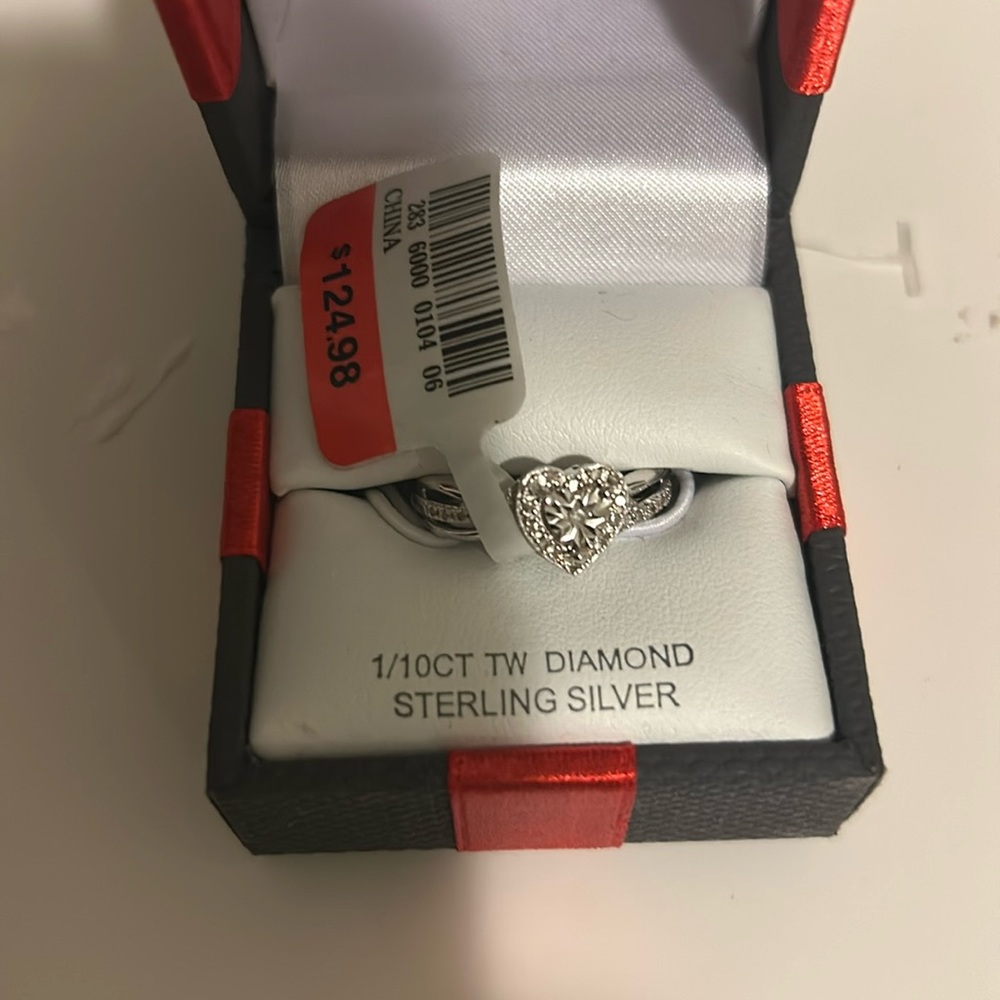 New Sterling Silver Ring